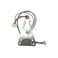 Дверная петля (верхняя) со шлейфом для морозильной камеры Gorenje 535541